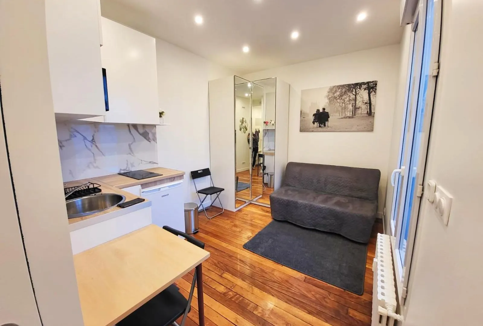 Charmant Studio Menilmontant Apartment Paris France